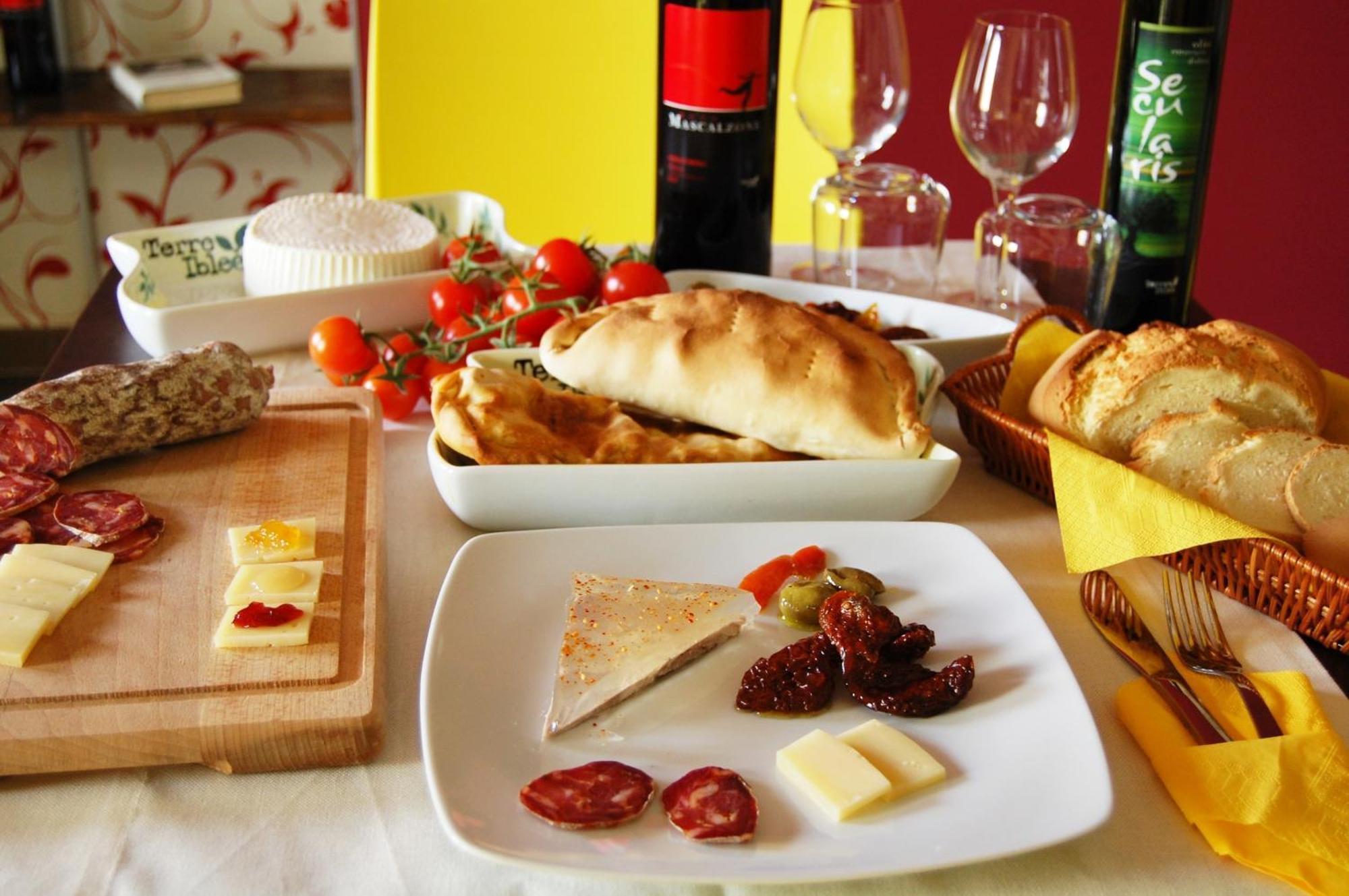 Terre Iblee Resort Chiaramonte Gulfi Dış mekan fotoğraf